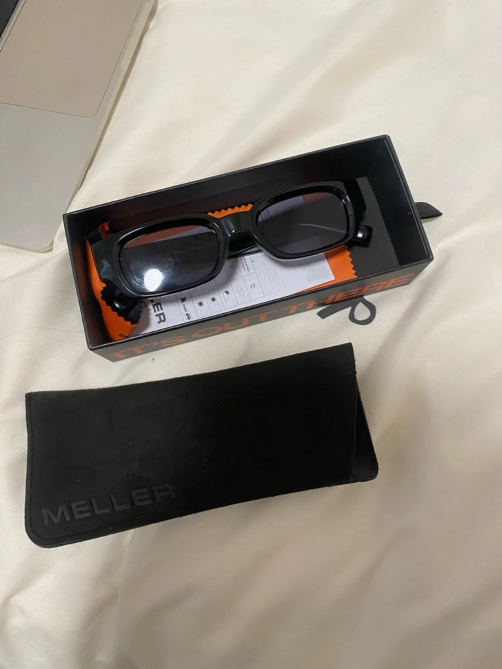 Meller Sura All Black Sunglasses - Picture 8 of 8